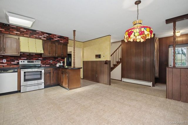 2 Troy Place, Patterson, NY 12563