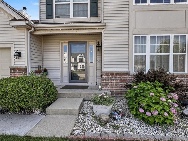 7916 Whitetail DRIVE, Racine, WI 53406