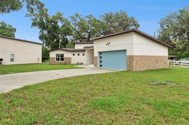 2045 WASHINGTON AVENUE, Sanford, FL 32771
