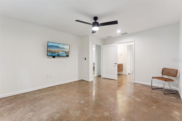 2045 WASHINGTON AVENUE, Sanford, FL 32771