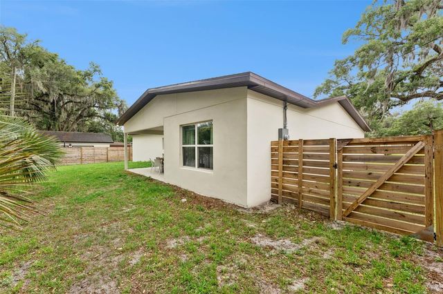 2045 WASHINGTON AVENUE, Sanford, FL 32771