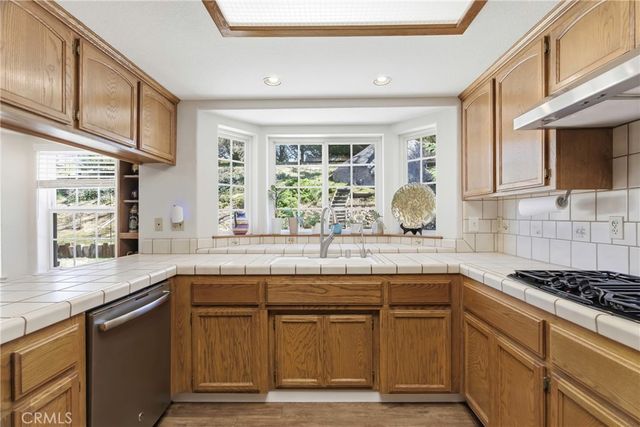 27100 Barkes Way, Tehachapi, CA 93561