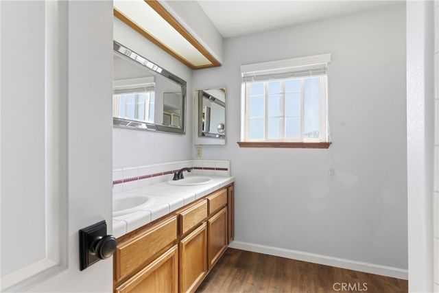 27100 Barkes Way, Tehachapi, CA 93561