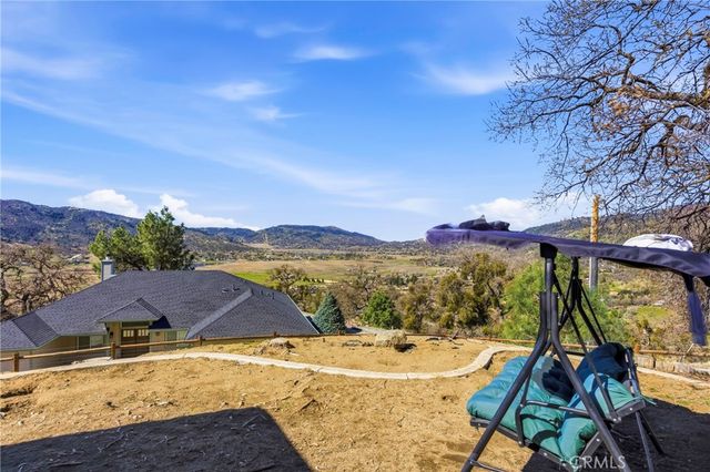 27100 Barkes Way, Tehachapi, CA 93561