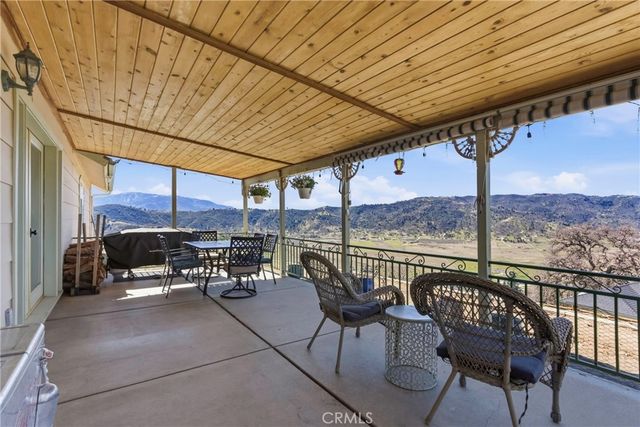 27100 Barkes Way, Tehachapi, CA 93561