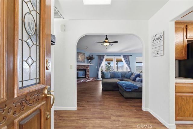 27100 Barkes Way, Tehachapi, CA 93561