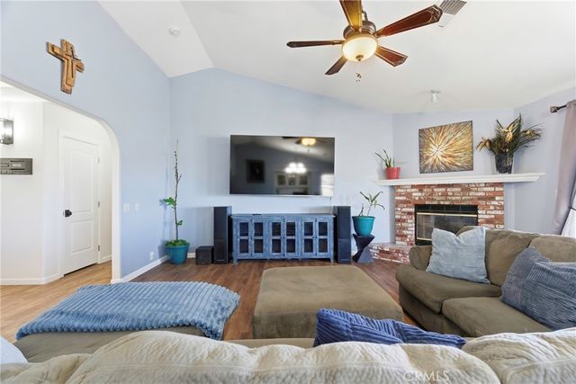 27100 Barkes Way, Tehachapi, CA 93561