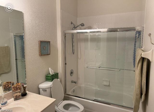 2290 Carrington CT 202, Naples, FL 34109