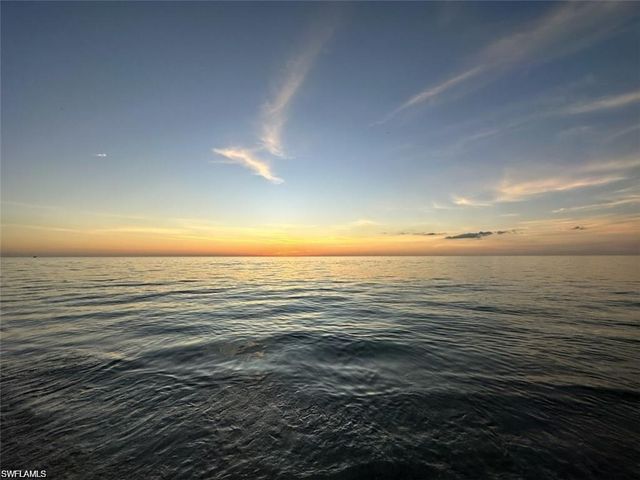 2290 Carrington CT 202, Naples, FL 34109