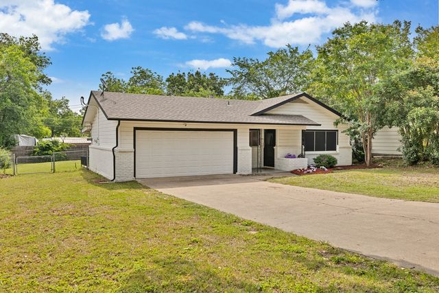 2409 Janice Lane, Fort Worth, TX 76112