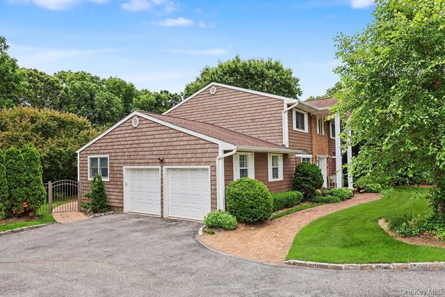 39 Tamara Court, Melville, NY 11747