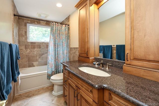 39 Tamara Court, Melville, NY 11747