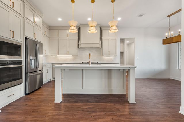 1150 E Hayes, New Home, TX 79383