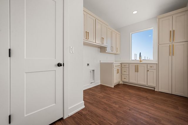 1150 E Hayes, New Home, TX 79383