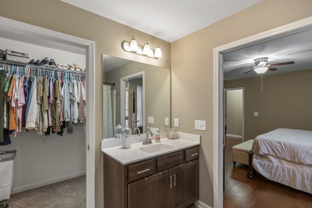 631 Berry Cir, Springfield, TN 37172