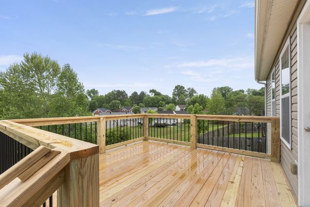 631 Berry Cir, Springfield, TN 37172