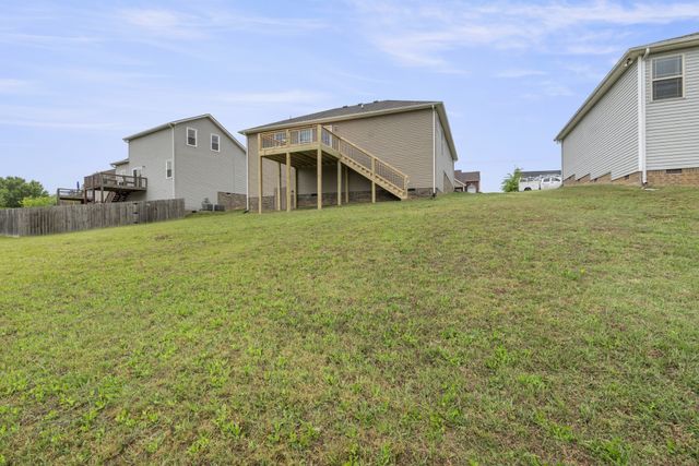 631 Berry Cir, Springfield, TN 37172