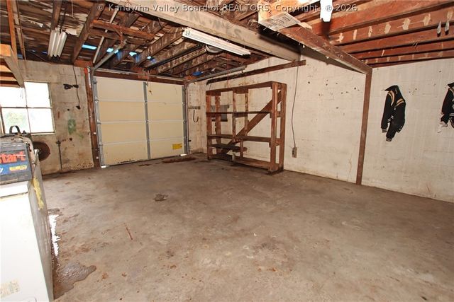 205 Marshall Avenue, Dunbar, WV 25064