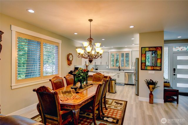 3 Topper Drive, Bellingham, WA 98229