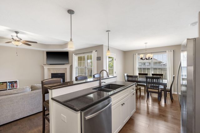 822 S Eastridge Avenue, Nixa, MO 65714