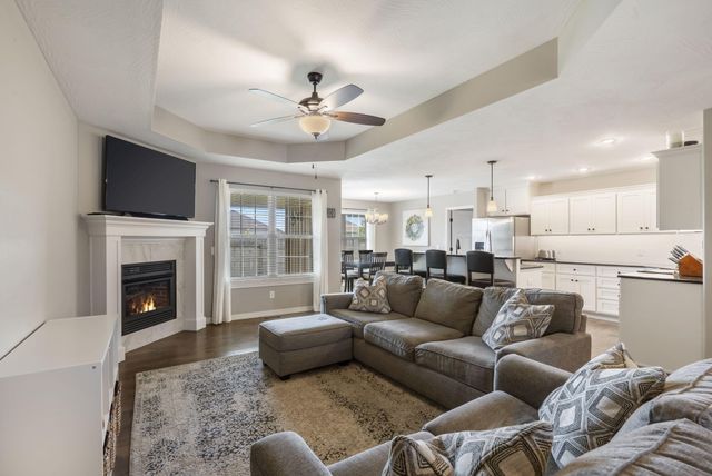 822 S Eastridge Avenue, Nixa, MO 65714