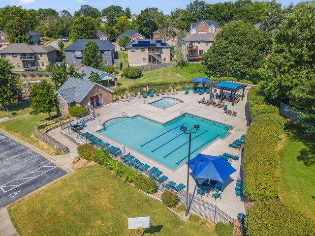 822 S Eastridge Avenue, Nixa, MO 65714