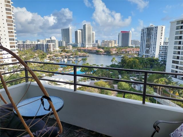 600 S Three Islands Blvd 1018, Hallandale Beach, FL 33009