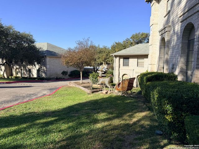 8415 Fredericksburg Rd Apt 401, San Antonio, TX 78229