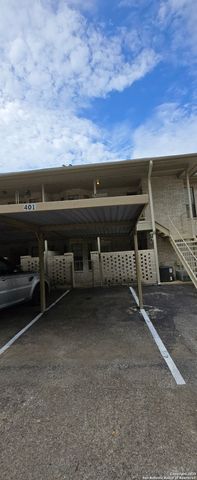 8415 Fredericksburg Rd Apt 401, San Antonio, TX 78229