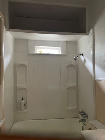 512 NW 5th Street, Mineral Wells, TX 76067