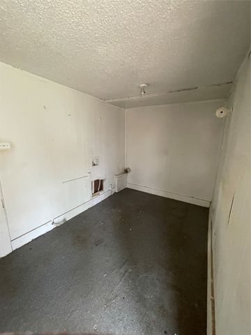 512 NW 5th Street, Mineral Wells, TX 76067