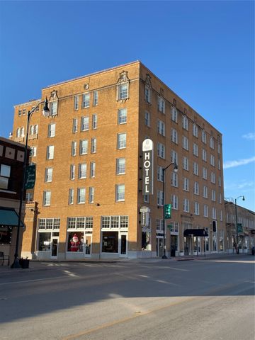 512 NW 5th Street, Mineral Wells, TX 76067