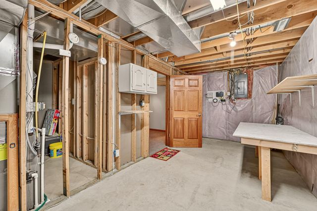 931 Pine Court NE, Pine Island, MN 55963