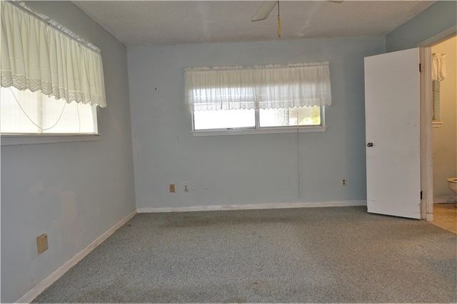 128 Granby Pl, Portland, TX 78374