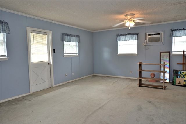 128 Granby Pl, Portland, TX 78374