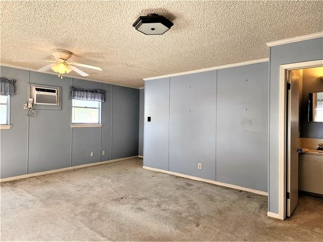 128 Granby Pl, Portland, TX 78374
