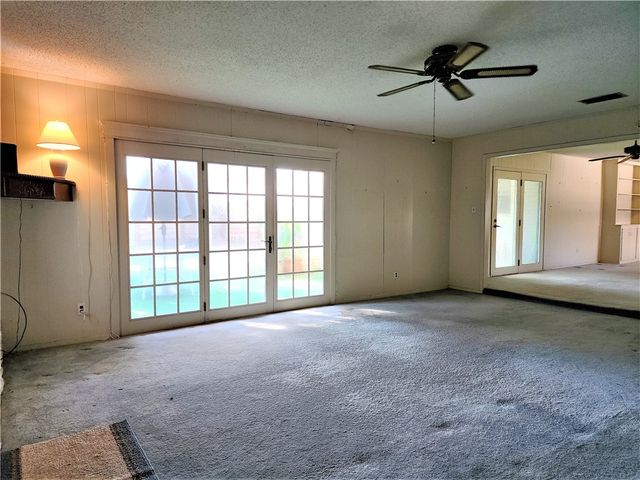 128 Granby Pl, Portland, TX 78374
