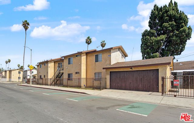 7704 S Grand Avenue, Los Angeles, CA 90003