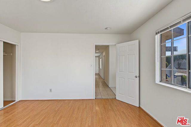 7704 S Grand Avenue, Los Angeles, CA 90003