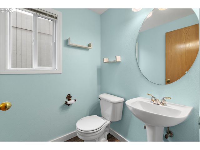 18267 Sw LONGACRE St, Beaverton, OR 97003