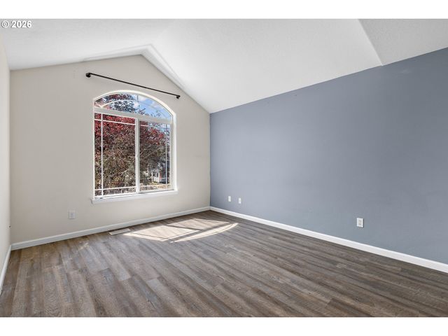 18267 Sw LONGACRE St, Beaverton, OR 97003
