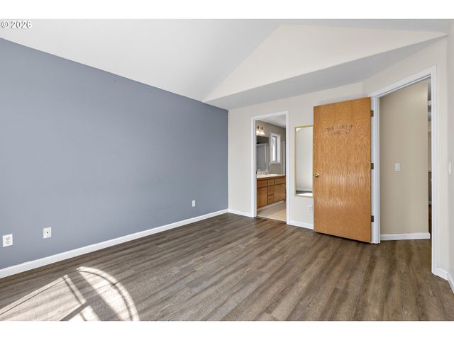 18267 Sw LONGACRE St, Beaverton, OR 97003