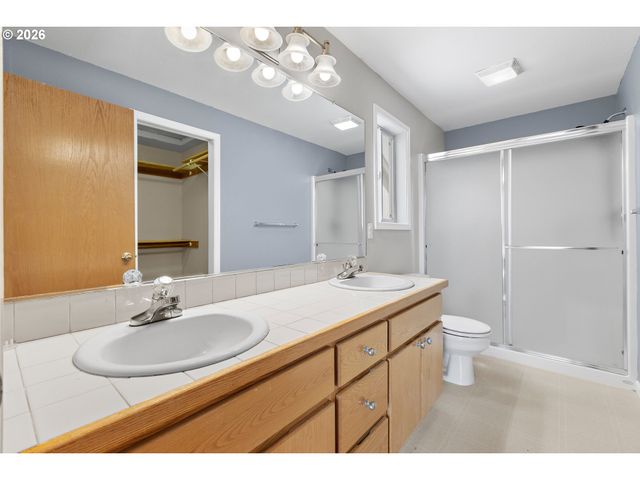 18267 Sw LONGACRE St, Beaverton, OR 97003