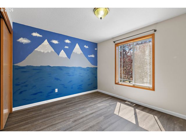 18267 Sw LONGACRE St, Beaverton, OR 97003