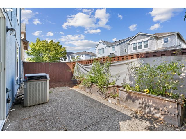 18267 Sw LONGACRE St, Beaverton, OR 97003