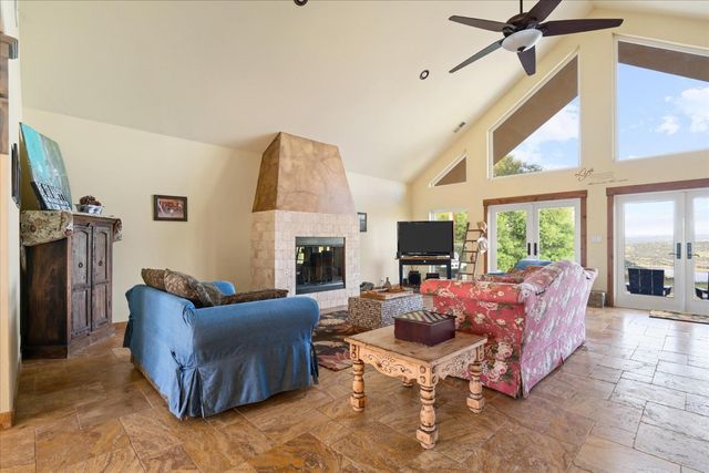 6399 Filly Ln, Angels Camp, CA 95222