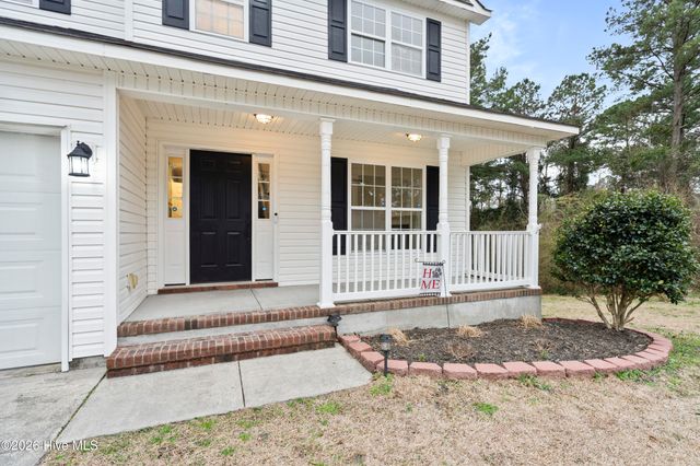 3025 Oakwood Drive, Jacksonville, NC 28546