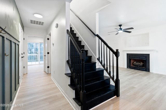 3025 Oakwood Drive, Jacksonville, NC 28546