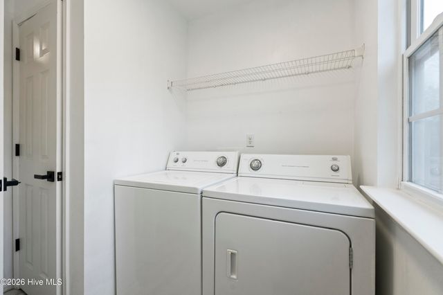 3025 Oakwood Drive, Jacksonville, NC 28546