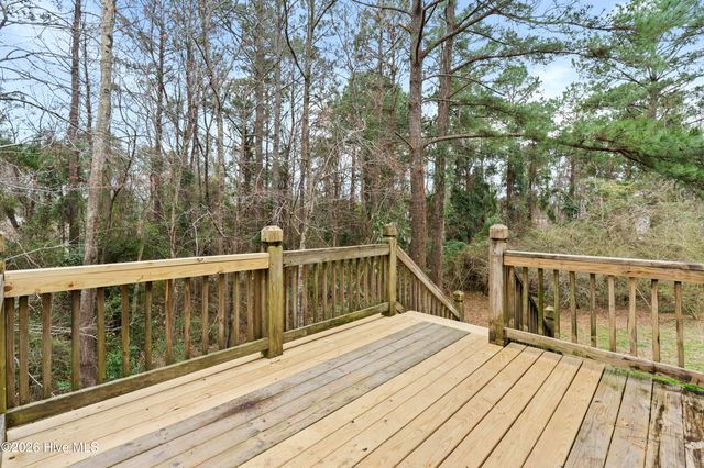 3025 Oakwood Drive, Jacksonville, NC 28546